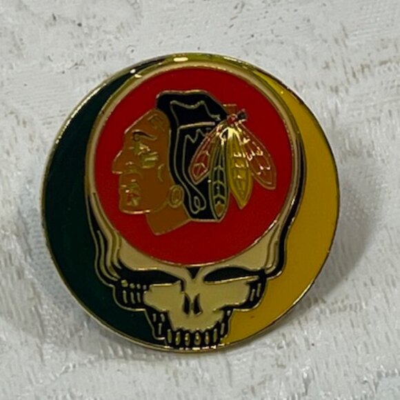 NHL Chicago Blackhawks Enamel Lapel Vest Jacket Hat Pin Hockey 1" - Picture 4 of 6